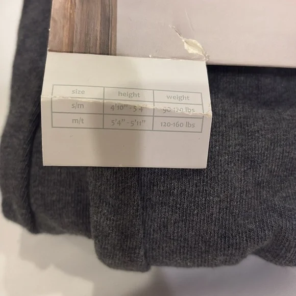 Lemon Gray Leggings - Picture 2 of 3